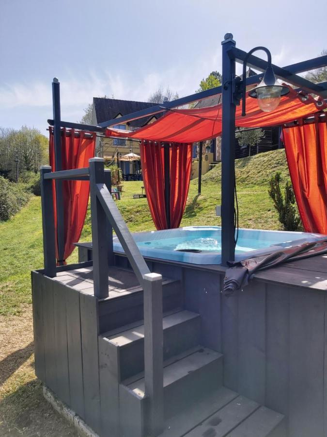 Bonbon Chambre D'Hotes Saint-Julien-de-Lampon Екстериор снимка