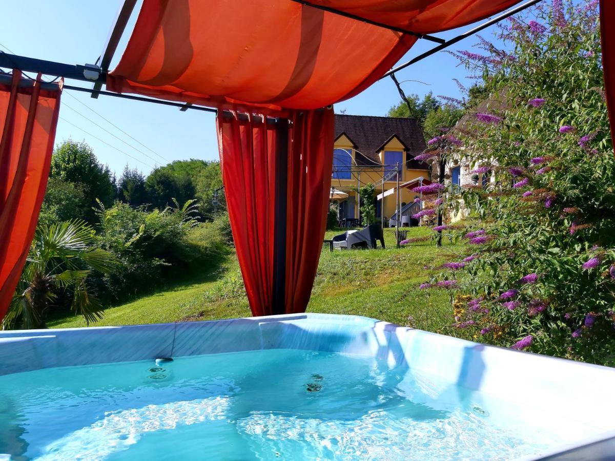 Bonbon Chambre D'Hotes Saint-Julien-de-Lampon Екстериор снимка