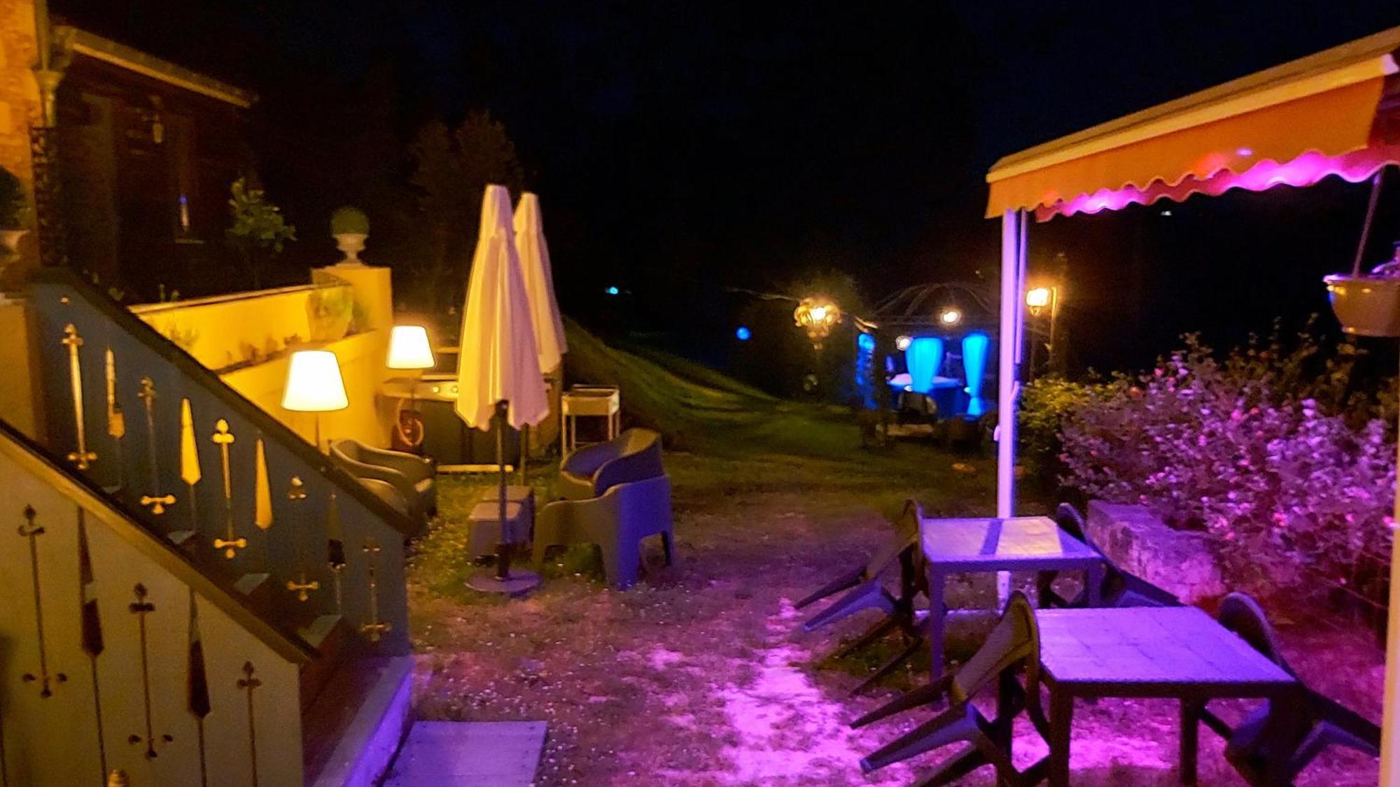 Bonbon Chambre D'Hotes Saint-Julien-de-Lampon Екстериор снимка